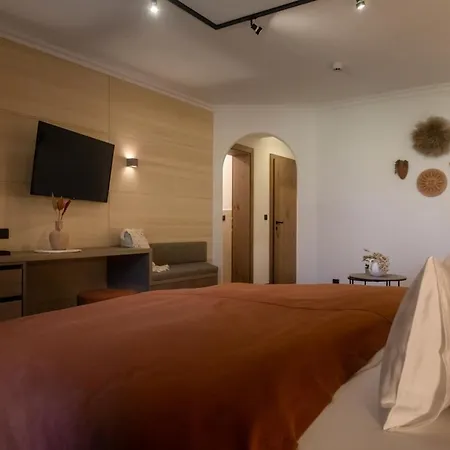 Boutique Mandarfnerhof Hotel 4*