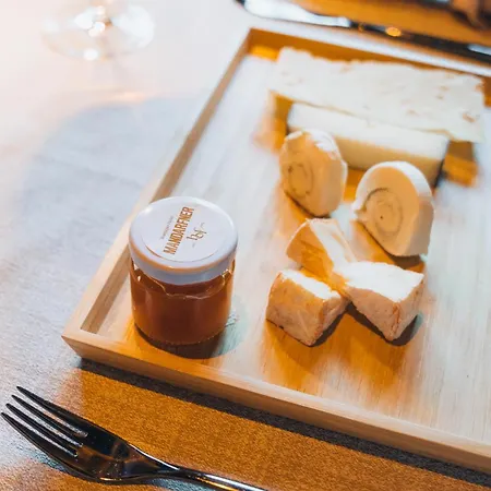 Boutique Mandarfnerhof Hotel Sankt Leonhard im Pitztal