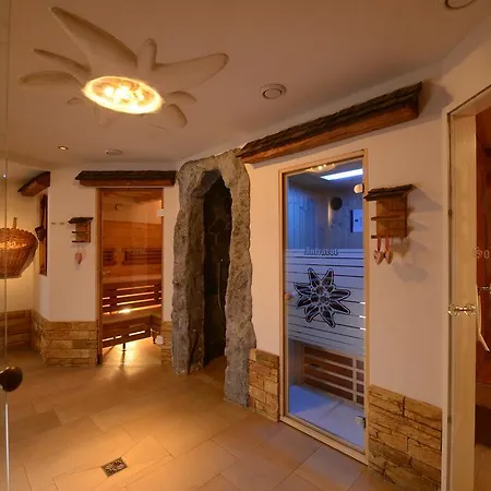 Verwöhn-harmoniehotel Mandarfnerhof 4* St. Leonhard im Pitztal
