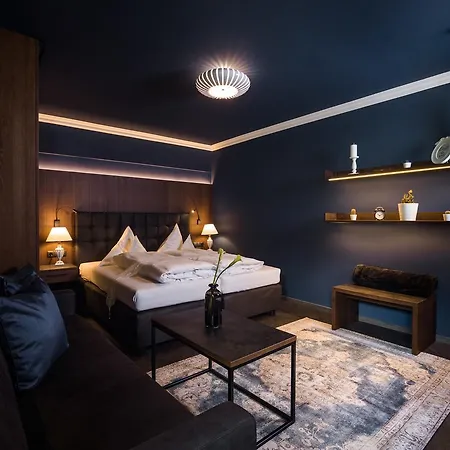 Boutique Mandarfnerhof Hotel 4*