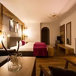 Hotel Boutique Mandarfnerhof Sankt Leonhard im Pitztal