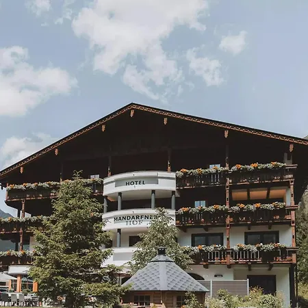 Boutique Mandarfnerhof St. Leonhard im Pitztal